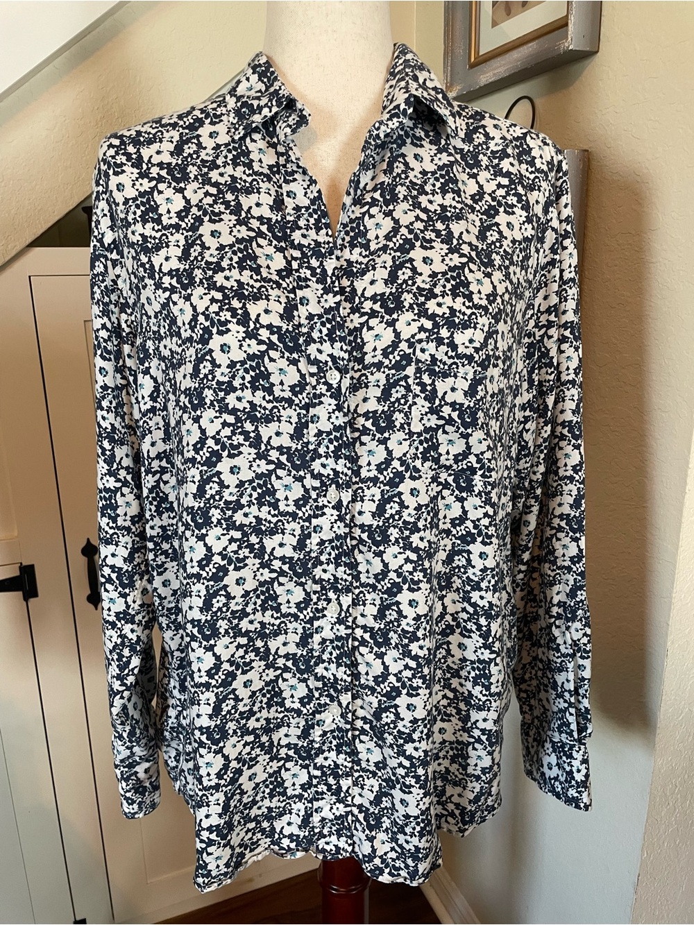 Grayson The Hero Floral Button Down Shirt Navy White Long Sleeve Sz 3 (Med 8-10)